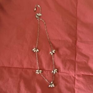 Elegant Gold Floral Necklace